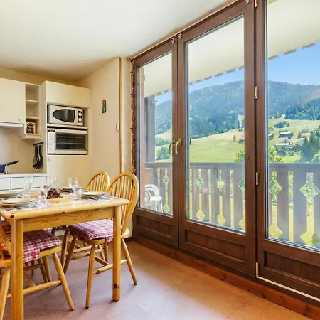 View Sur Arly E10 - Happy Apartmán *